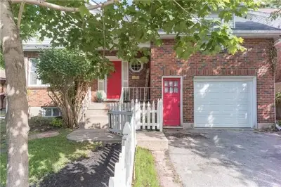 90 WELLINGTON Street W, Barrie, ON L4N 1K7