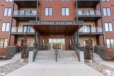 720 YONGE Street 401, Barrie, ON L9J 0G9