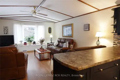 17 Jane Street, Oro-Medonte, ON L3V 0P9