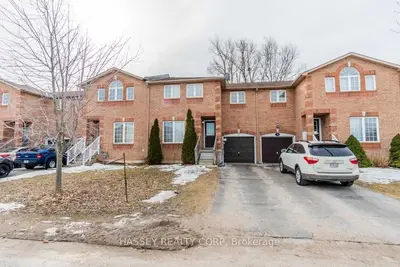 31 MCCAUSLAND Court, Barrie, ON L4N 6C2