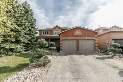 Detached in Barrie