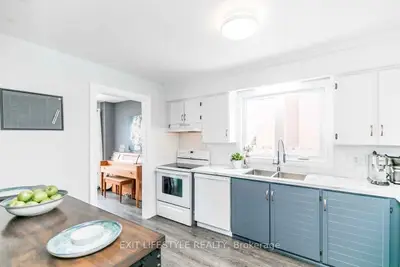 295 ANNE Street N, Barrie, ON L4N 4Y1