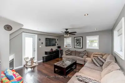 23 Levi Simon Trail, Penetanguishene, ON L9M 1A4