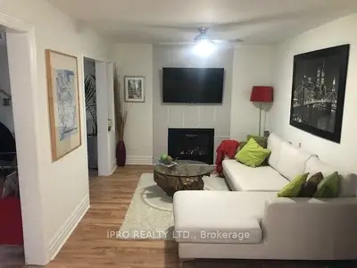 29 Broadview Street, Collingwood, ON L9Y 3Z1