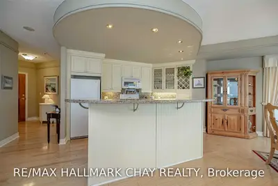 2 TORONTO Street 709, Barrie, ON L4N 9R2