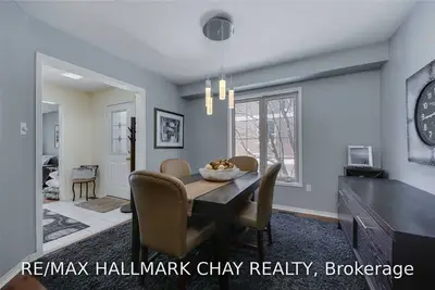 102 HOLGATE Street, Barrie, ON L4N 2T9