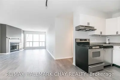 126 Bell Farm Road 103, Barrie, On L4m 6j3