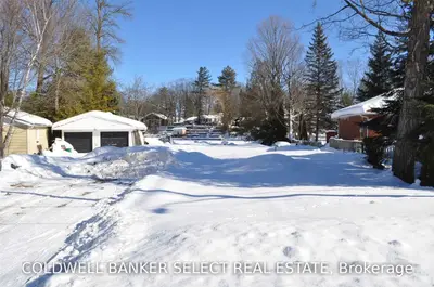 552 Oxbow Park Drive, Wasaga Beach, ON L9Z 2T8