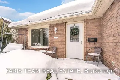16 COLES Street, Barrie, ON L4N 5W8