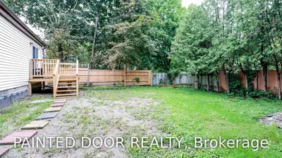 2 Calverley Street, Orillia, ON L3V 3T4