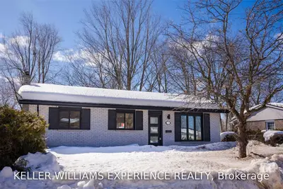 18 PAYETTE Drive, Penetanguishene, ON L9M 1H4