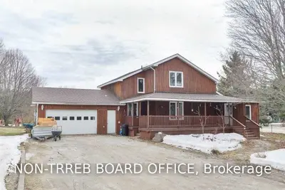 9 Agnes Street, Oro-Medonte, ON L0K 1N0