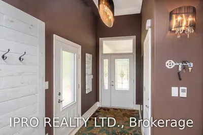 1590 Shore Lane, Wasaga Beach, ON L9Z 1W3