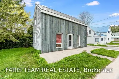 42 FOX Street, Penetanguishene, ON L9M 1B5