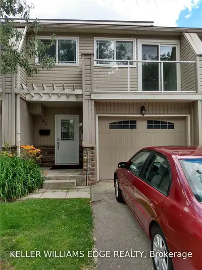 12 LANKIN Boulevard 42, Orillia, ON L3Y 6T2