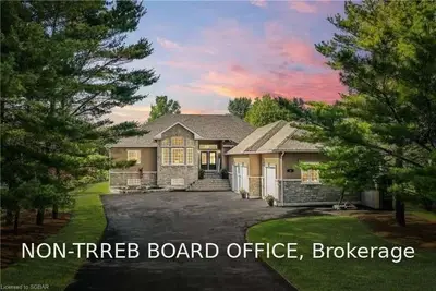 14 Alexandra Lane, Wasaga Beach, ON L9Z 1N5