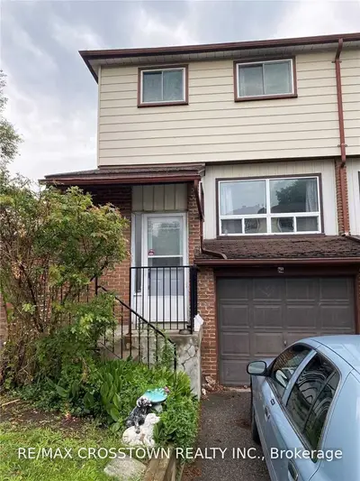 63 FERRIS Lane H1, Barrie, ON L4M 5C4