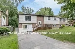 18 Chippawa Court Ground, Barrie, ON L4M 5N8