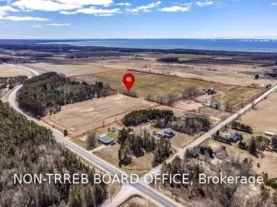 Vacant Land in Tiny