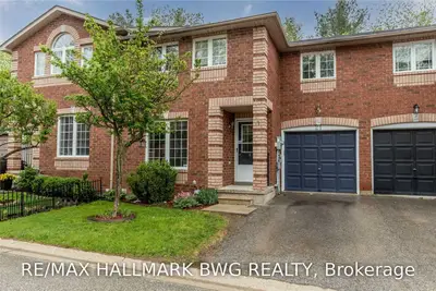 38 Kenwell Crescent 21, Barrie, ON L4N 0A3