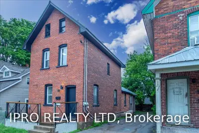 19 ELGIN Street, Orillia, ON L3V 1R8