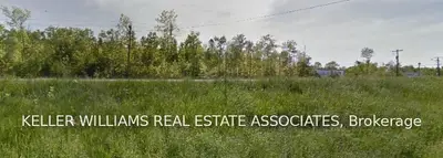 22 Lakeshore Road, Wasaga Beach, ON L9Z 2Y5