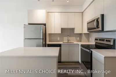 430 Essa Road 311, Barrie, ON L4N 9C6