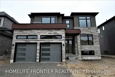 7 Beatrice Drive W, Wasaga Beach, ON L9Z 0L3
