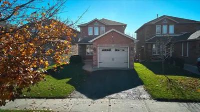 33 WIDGEON Street, Barrie, ON L4N 8W5