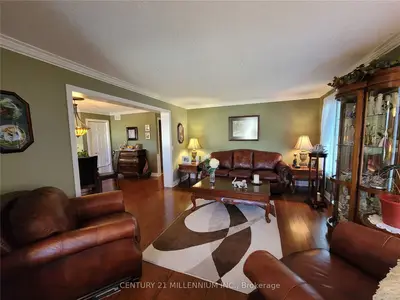 57 Pennsylvania Avenue, Wasaga Beach, ON L9Z 3A8