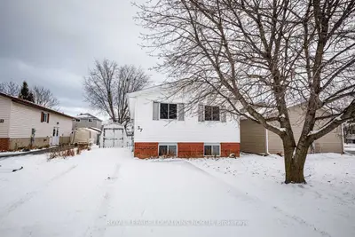 37 DILLON Drive, Collingwood, ON L9Y 4S5