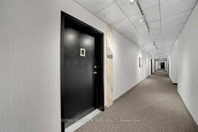 304 Essa Road 608, Barrie, ON L4N 9C5