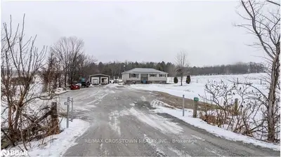 10125 Hwy 12 W, Oro-Medonte, ON L0K 2G0