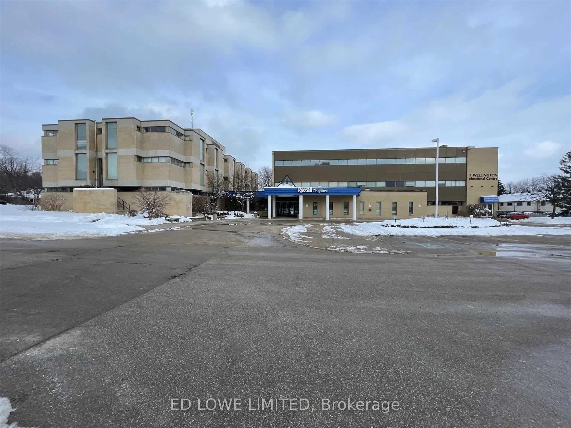 121 Wellington Street W 115, Barrie, ON L4N 1L2