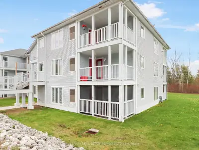 10 MULLIGAN Lane 12, Wasaga Beach, ON L9Z 1C4