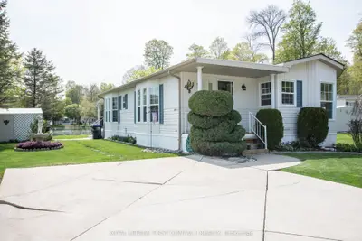 62 THE BOARDWALK Walk, Wasaga Beach, ON L9N 3A8