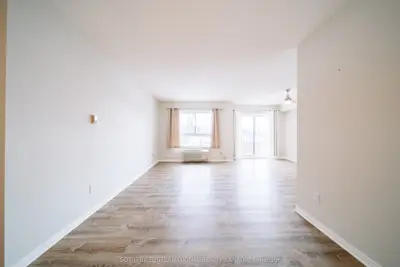 1047 MISSISSAGA Street 306, Orillia, ON L3V 3C7