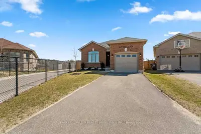 43 HATTON Drive, Penetanguishene, ON L9M 0V7