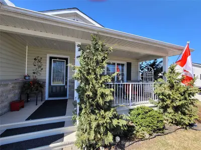 97 NEW YORK Avenue, Wasaga Beach, ON L9Z 3A8