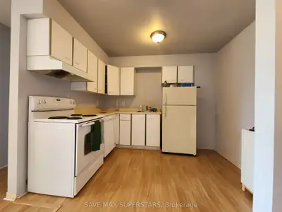 120 BELL FARM Road E 205, Barrie, ON L4M 6J2