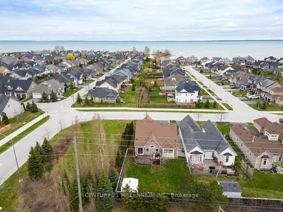 4 BARRINGTON Trail, Collingwood, ON L9Y 0G1