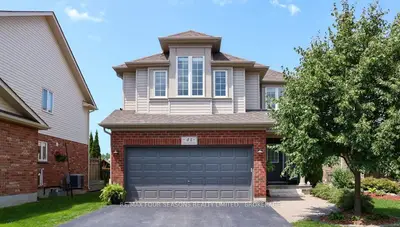 41 SHERWOOD Street, Collingwood, ON L9Y 0C5