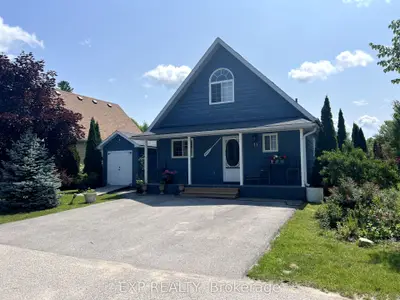 11 Awenda Avenue, Wasaga Beach, ON L9Z 1X7