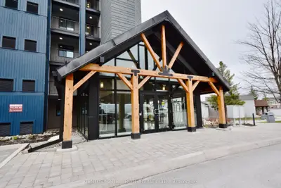 80 HORSESHOE VALLEY Boulevard 202, Oro-Medonte, ON L4M 4Y8