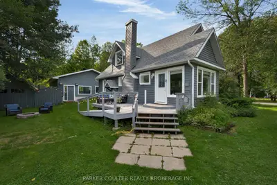 3324 Muskoka Street N, Severn, ON L0K 2B0