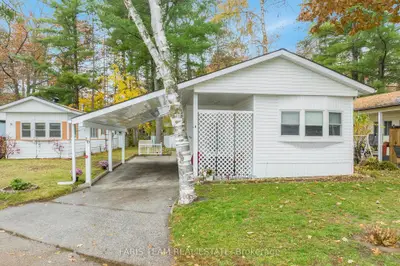 16 Shaw Street, Wasaga Beach, ON L9Z 1K4