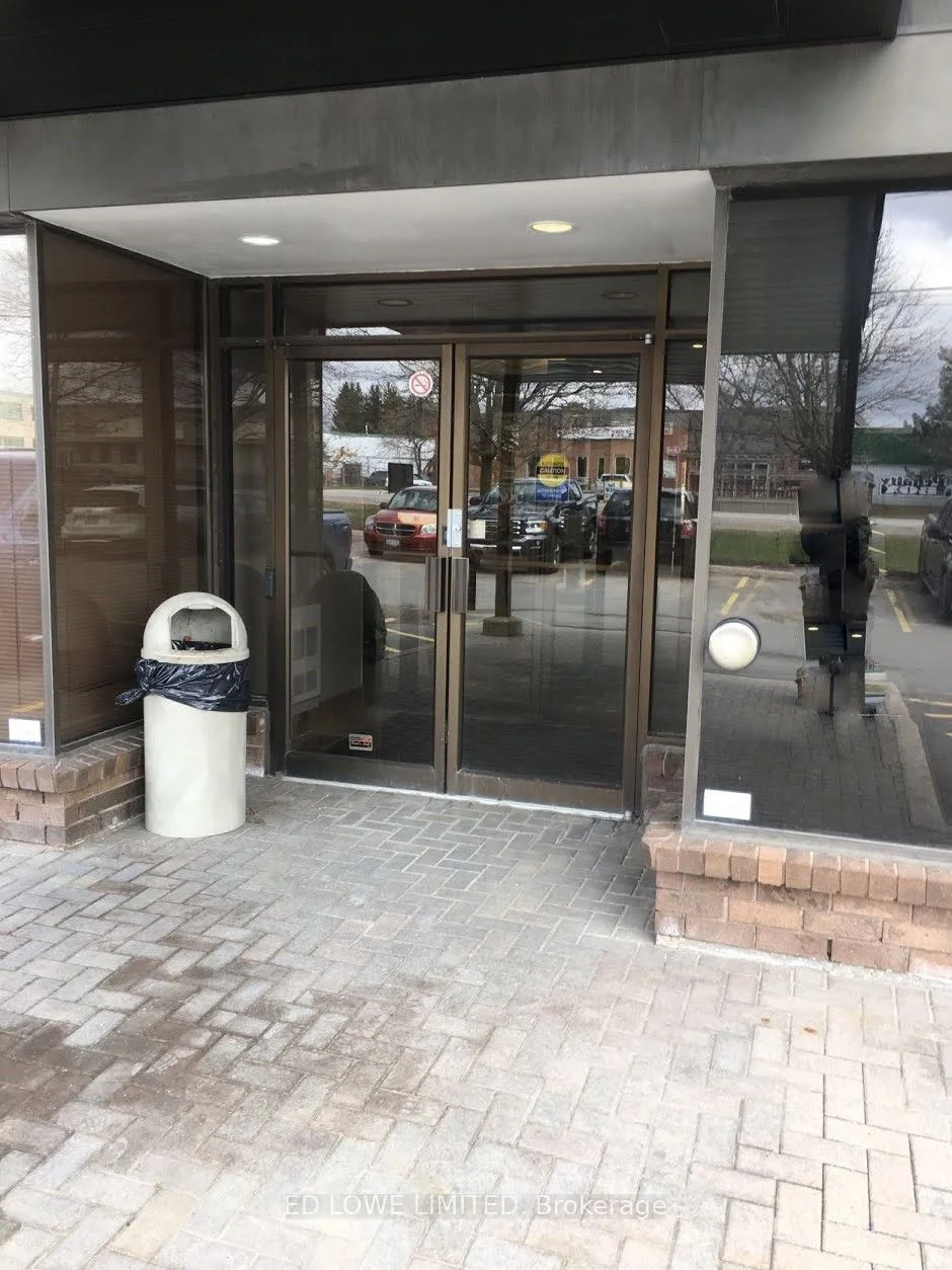 231 Bayview Drive 303, Barrie, On L4n 4y5