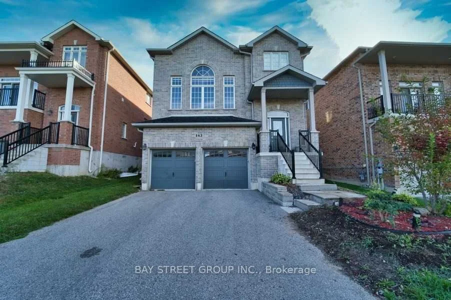 142 Jewel House Lane, Barrie, On L4n 6e1
