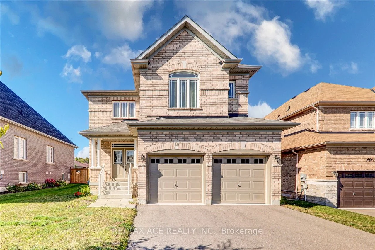 8 Pearl Street, Wasaga Beach, On L9z 0g9
