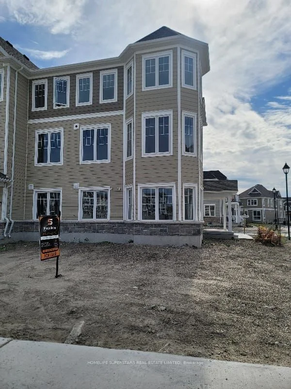 189 Village Gate Drive E, Wasaga Beach, On L9z 0k2
